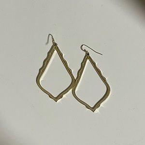 Gold Kendra Scott Sophee Drop Earrings